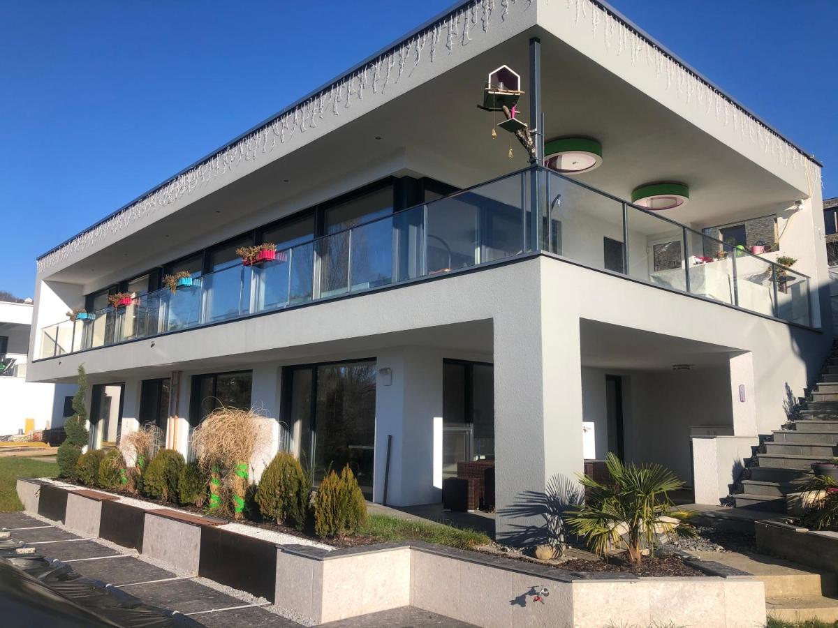 Chicken Hill Apartment Muntlix Екстериор снимка